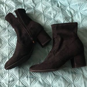 High top, black, ankle boots